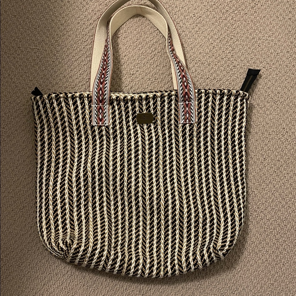 O’Neill Stylish Black and Cream Tote Bag